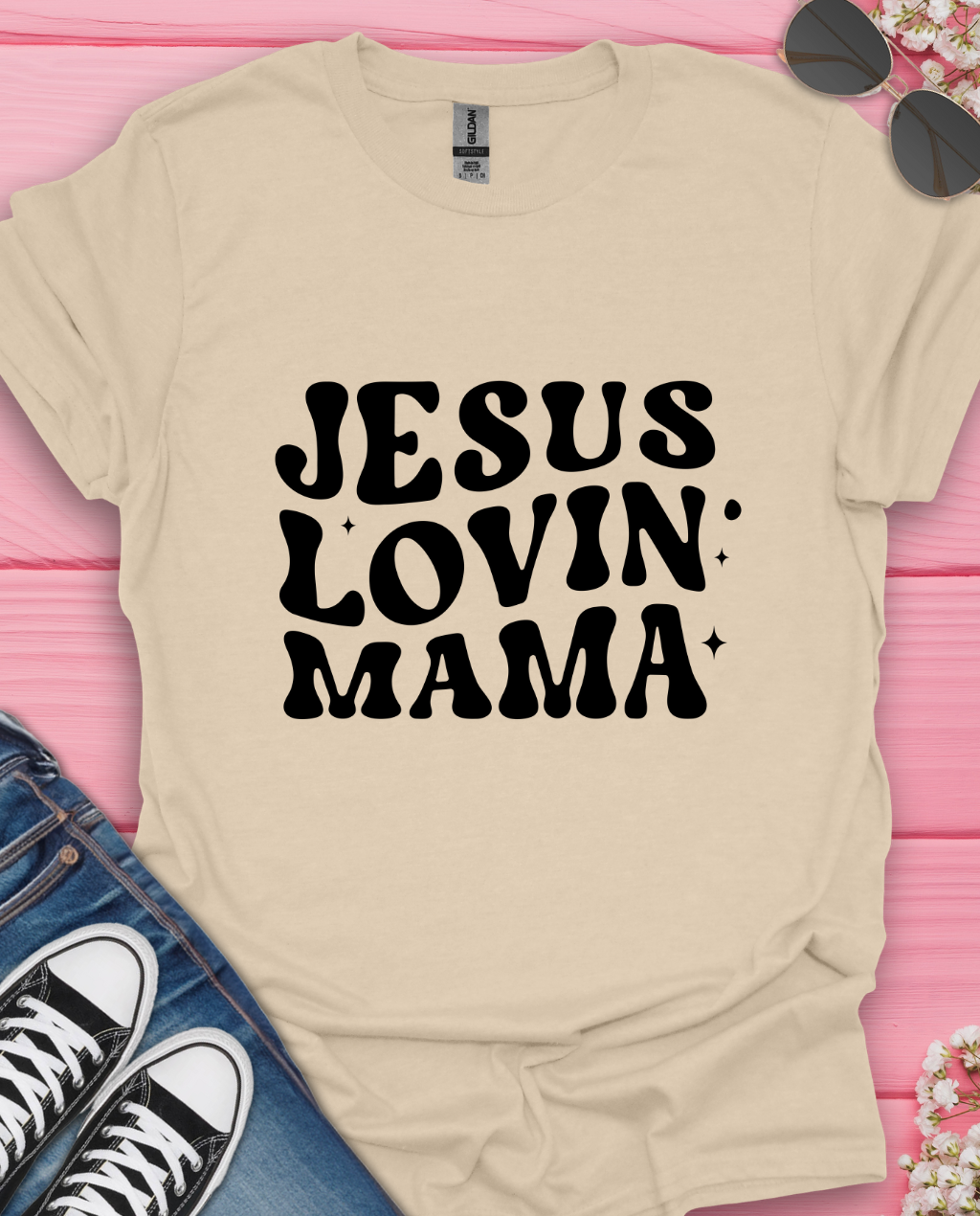 Jesus lovin Mama T-Shirt
