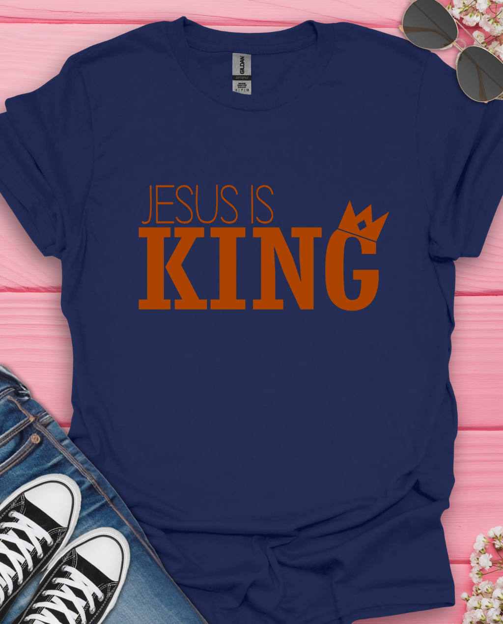 Jesus Is King  T-Shirt